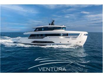 FERRETTI YACHTS INFYNITO 90