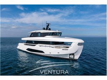 FERRETTI YACHTS INFYNITO 90