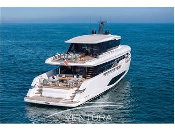 FERRETTI YACHTS INFYNITO 90