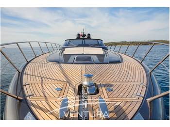 RIVA 63 VIRTUS