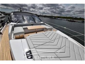 Sunseeker PREDATOR 74 XPS