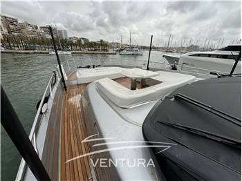 RIVA YACHTS RIVA 88 FOLGORE