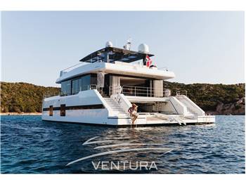 SUNREEF YACHTS SUNREEF SUPREME 68 POWER
