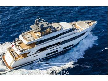 CUSTOM LINE Custom Line 33 Navetta