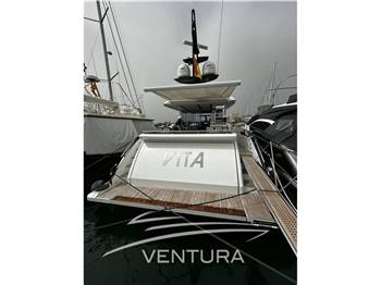 ITALY AZIMUT S7