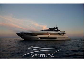 RIVA CORSARO 102