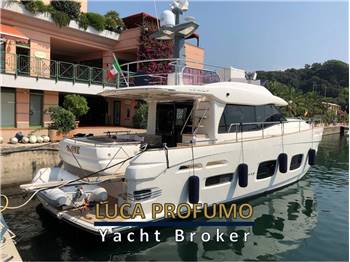Azimut Benetti Magellano 50