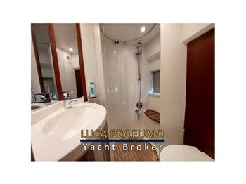 Princess Yachts V45
