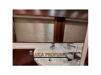 Princess Yachts V45