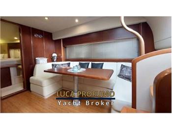 Princess Yachts V45