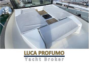 Cranchi T43 Eco Trawler 43