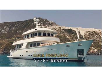 Terranova Yachts - 85 Explorer