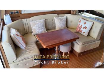Mochi Craft 51 Dolphin
