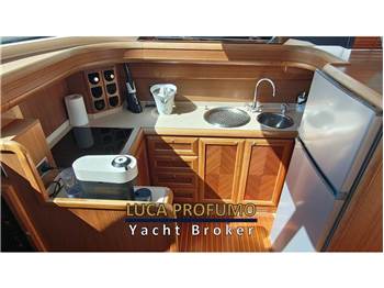Mochi Craft 51 Dolphin