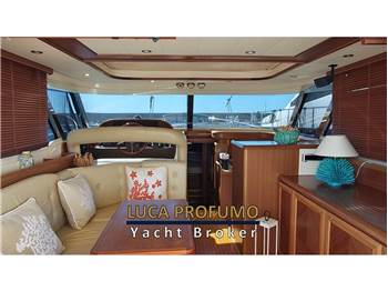 Mochi Craft 51 Dolphin