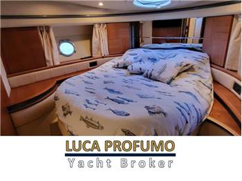 Azimut 50 fly