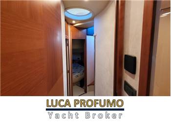Azimut 50 fly