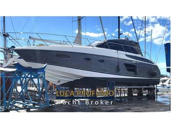 Princess Yachts V48