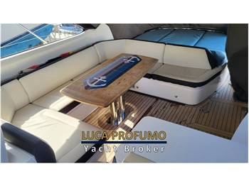 Princess Yachts V48
