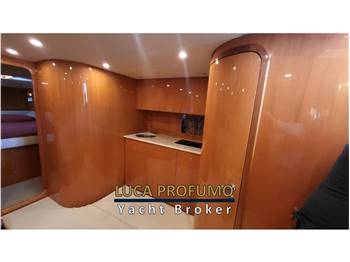 Uniesse Marine 48