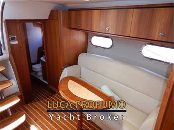 Tiara Yachts 3900 Sovran