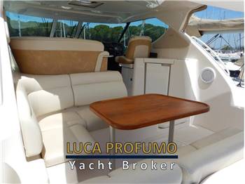 Tiara Yachts 3900 Sovran