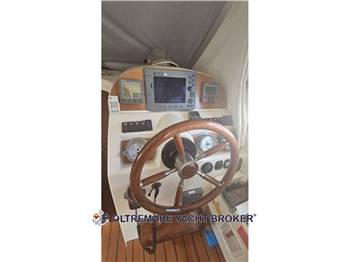 JEANNEAU MERRY FISHER 925 FLY