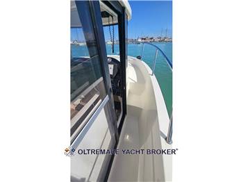 QUICKSILVER 755 PILOT HOUSE