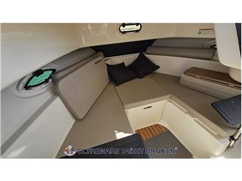 QUICKSILVER 755 PILOT HOUSE