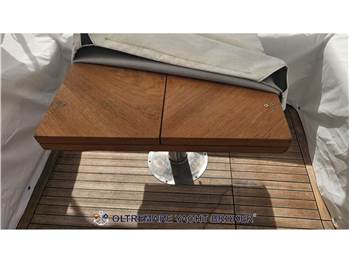 ASIA BOAT BUILDER AQUARIUS 55 FLY