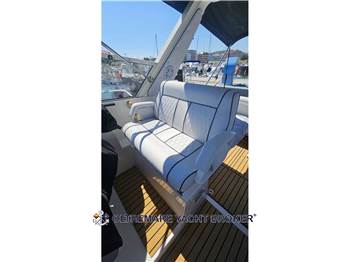 FJORD DOLPHIN 900