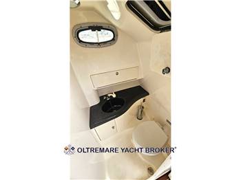 BOSTON WHALER 305 CONQUEST