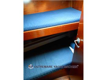 BENETEAU OCEANIS 411