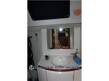 BENETEAU OCEANIS 411