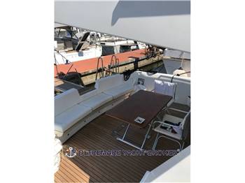 ASIA BOAT BUILDER AQUARIUS 55 FLY