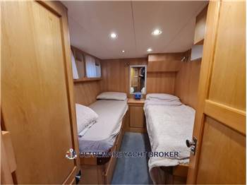 ASIA BOAT BUILDER AQUARIUS 55 FLY