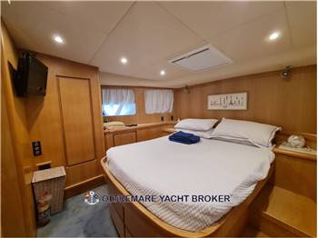 ASIA BOAT BUILDER AQUARIUS 55 FLY