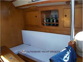 OYSTER MARINE OYSTER 37