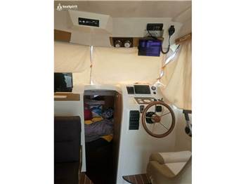 Jeanneau MERRY FISHER 8