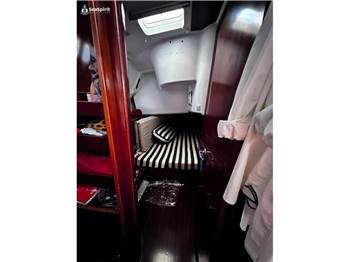 Beneteau OCEANIS 423