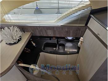 Azimut 50 fly