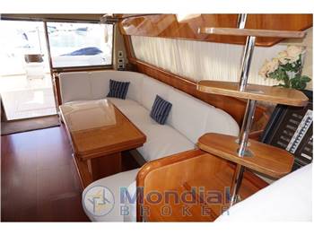 Ferretti 620  fly