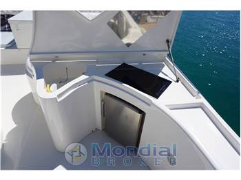 Ferretti 620  fly