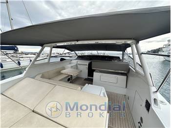 Ferretti Altura 47 Open