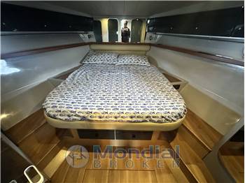 Ferretti Altura 47 Open