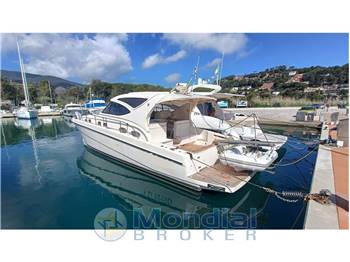 Cantieri Navali del Tirreno Cayman 43 WA HT