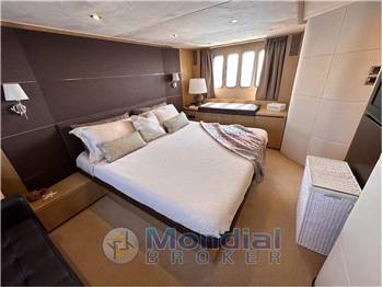 Princess V62