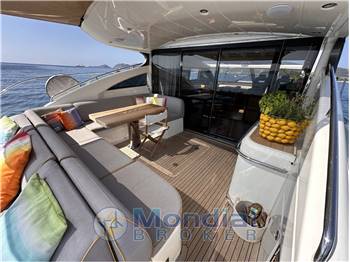 Princess V62