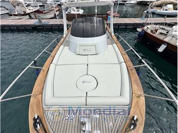 Cantieri Nautici Venere 28 Flash