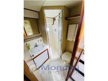 Bertram Yacht 38 Fly